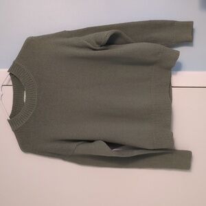 H&M green sweater
